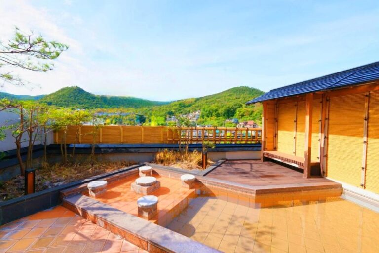 Arimakan Outdoor Onsen