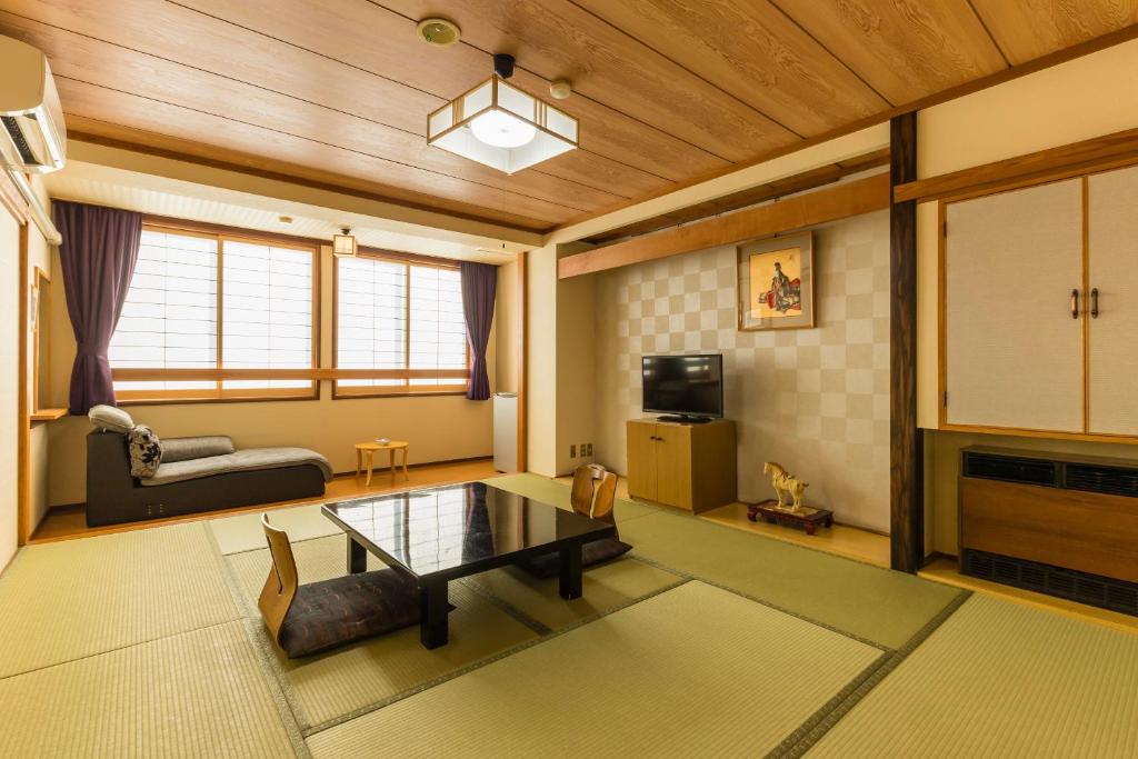 Arimakan Tatami Room Table Tv