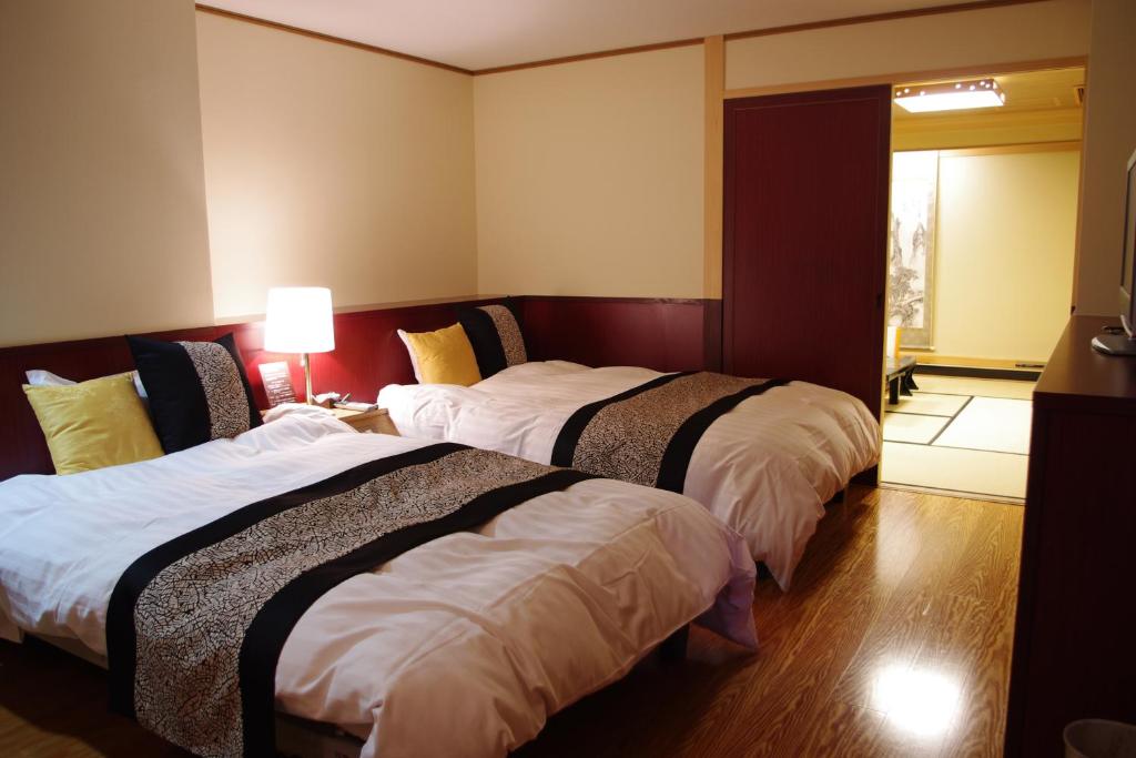 Asanoya Bedroom With Tatami