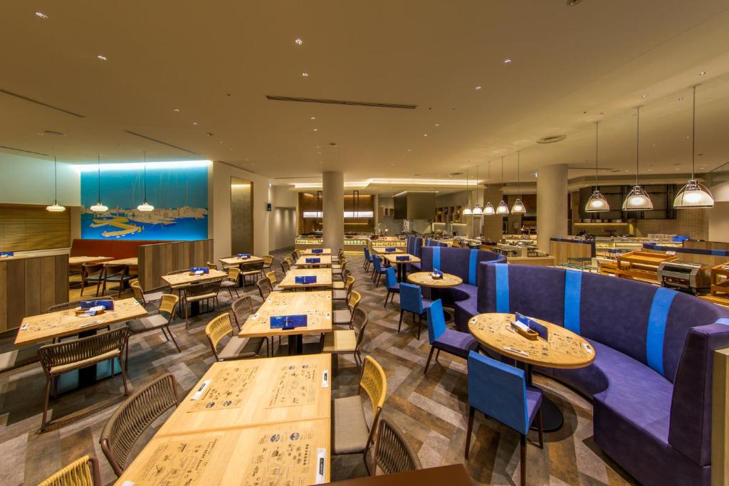 Atami Korakuen Hotel Restaurant Interior