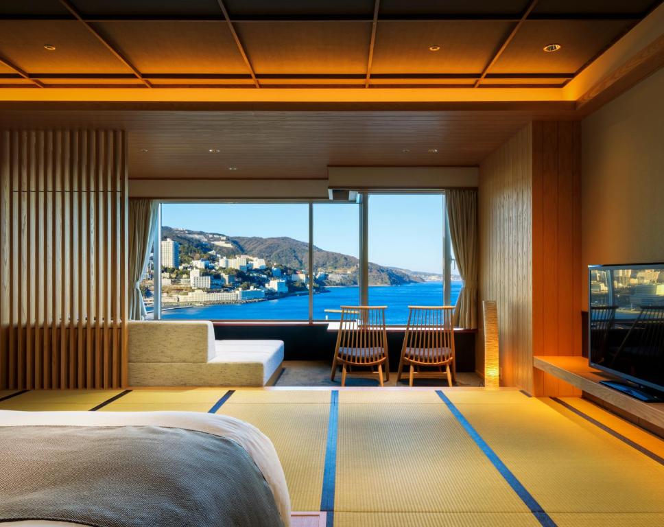 Atami Korakuen Hotel Tatami Room Sea View