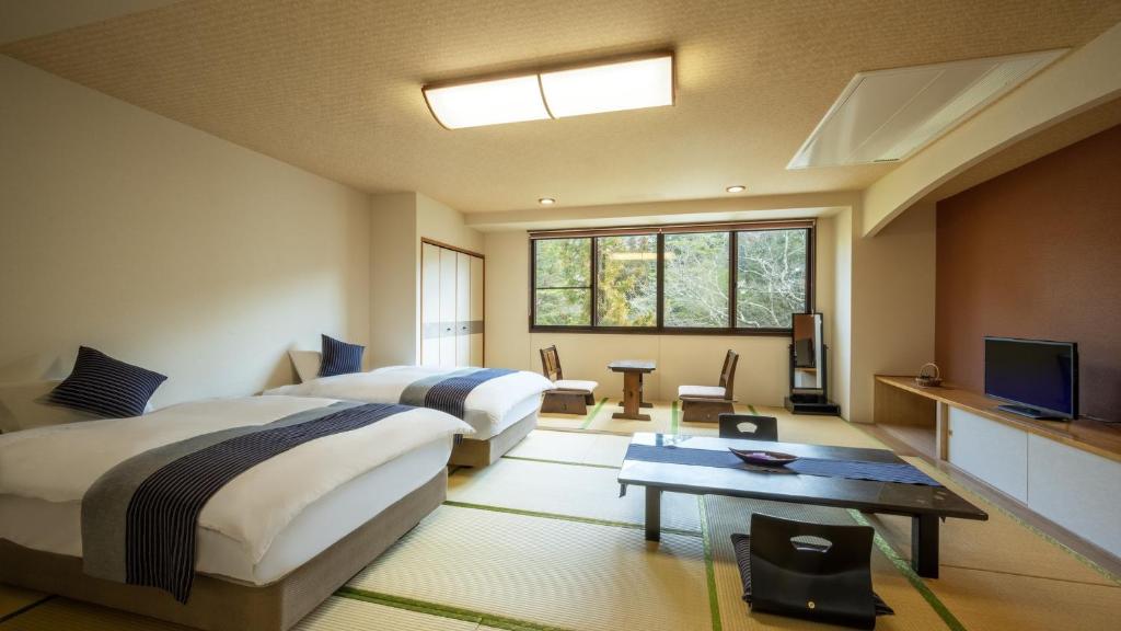 Atsushio Onsen Yamagataya Hotel Tatami Room Beds