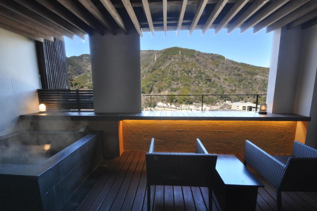 Aura Tachibana Outdoor Onsen View
