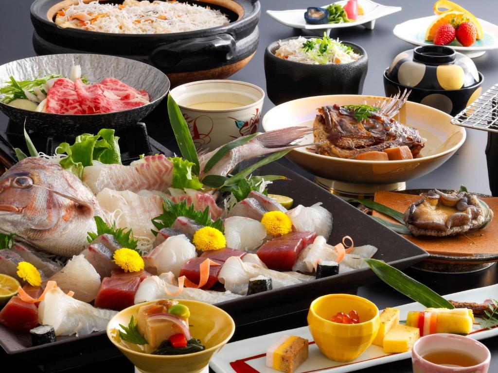 Awaji International Hotel The Sun Plaza Traditional Japanese Meal