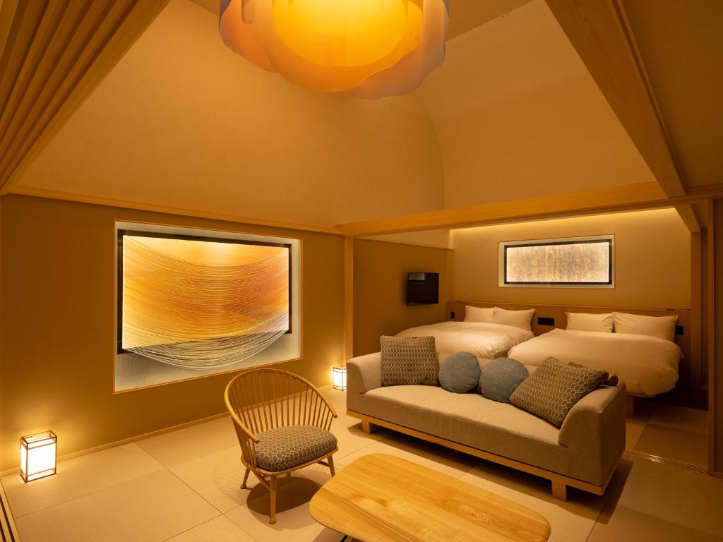 Awaji Yumesenkei Modern Room