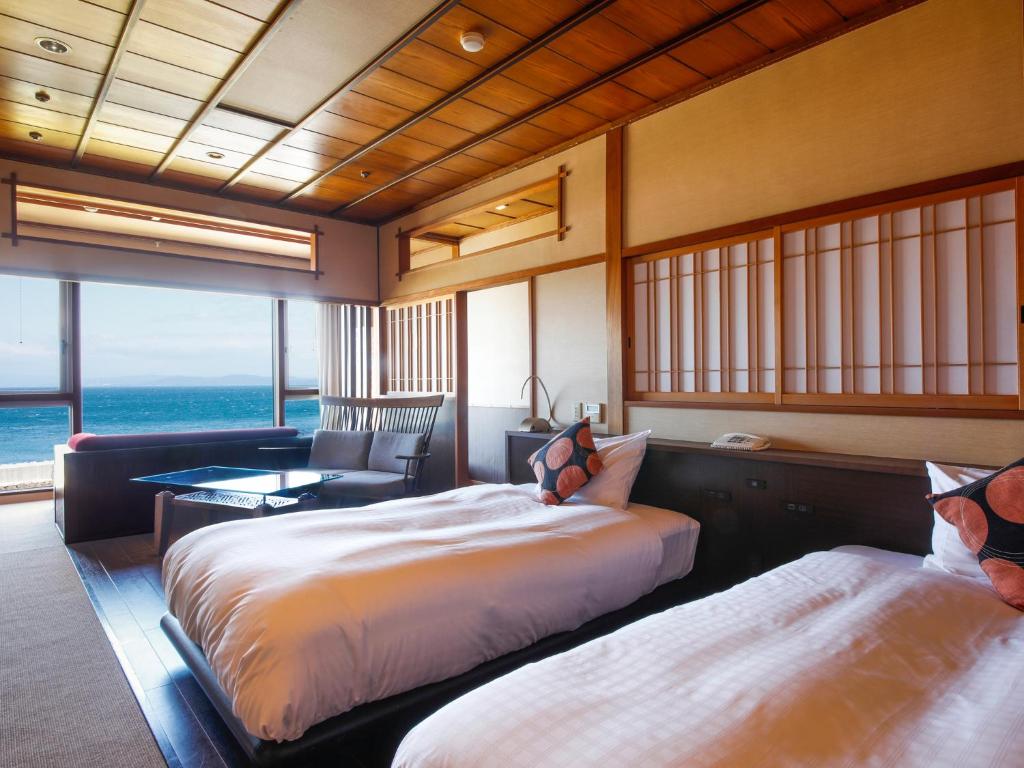 Awaji Yumesenkei Ocean View Room