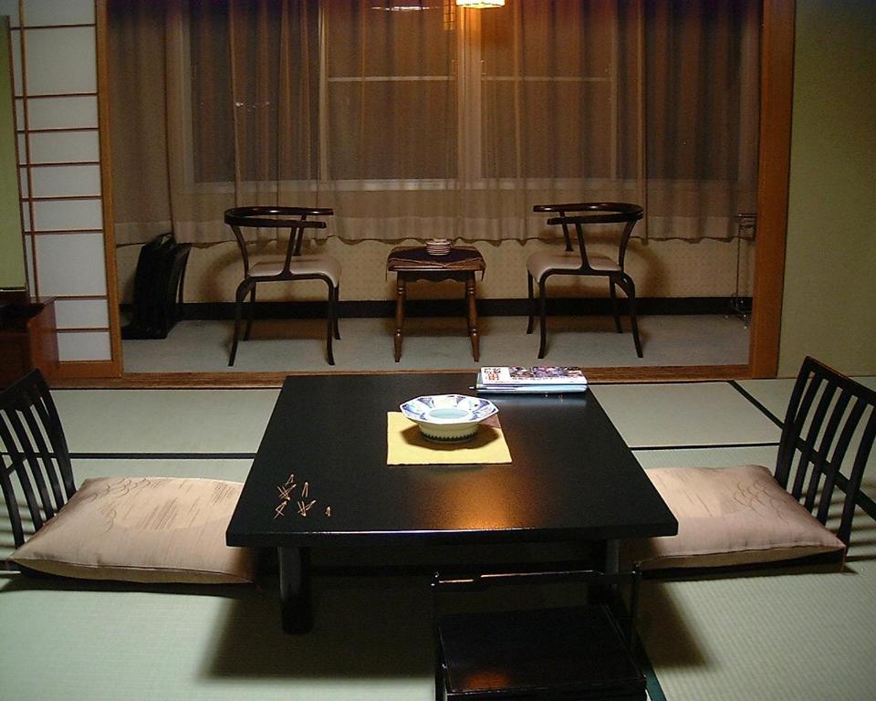 Azuma So Japanese Tatami Room