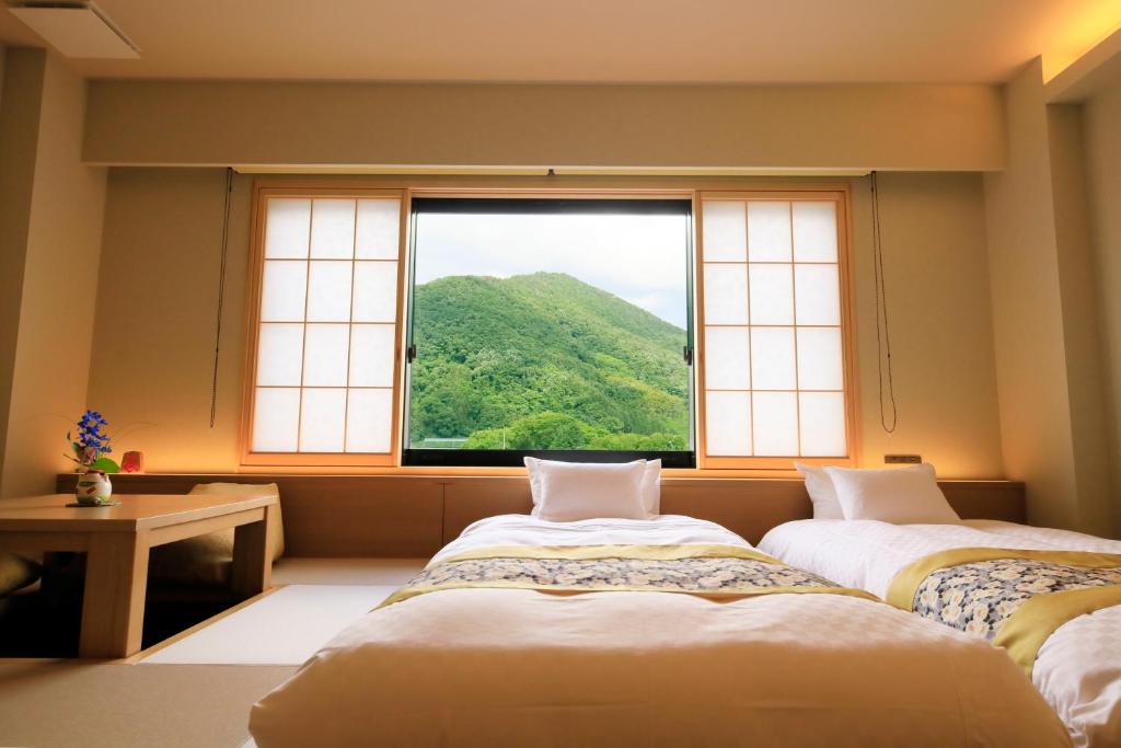 Azuma So Tatami Room Mountain View