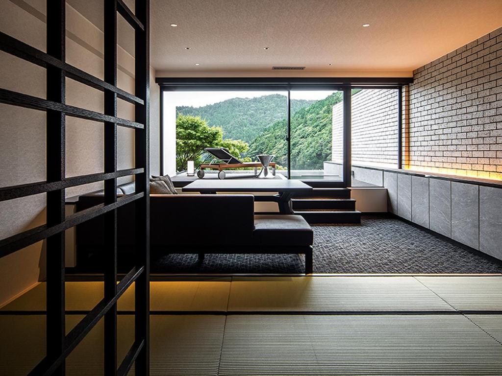 Azumaen Modern Tatami Room