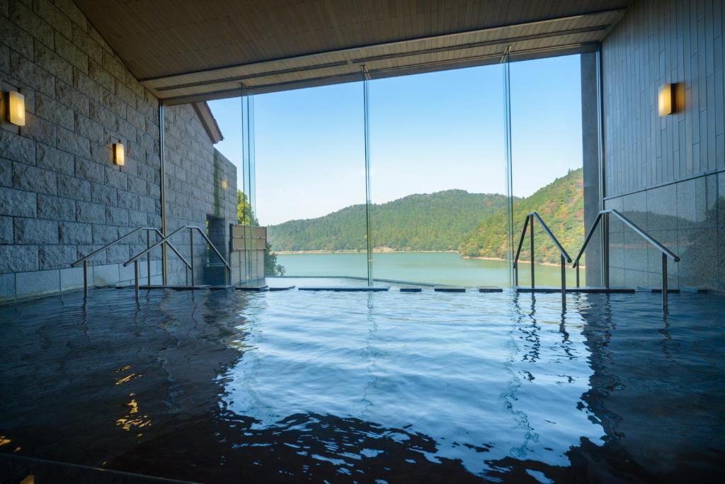 Azumaen Onsen Pool View