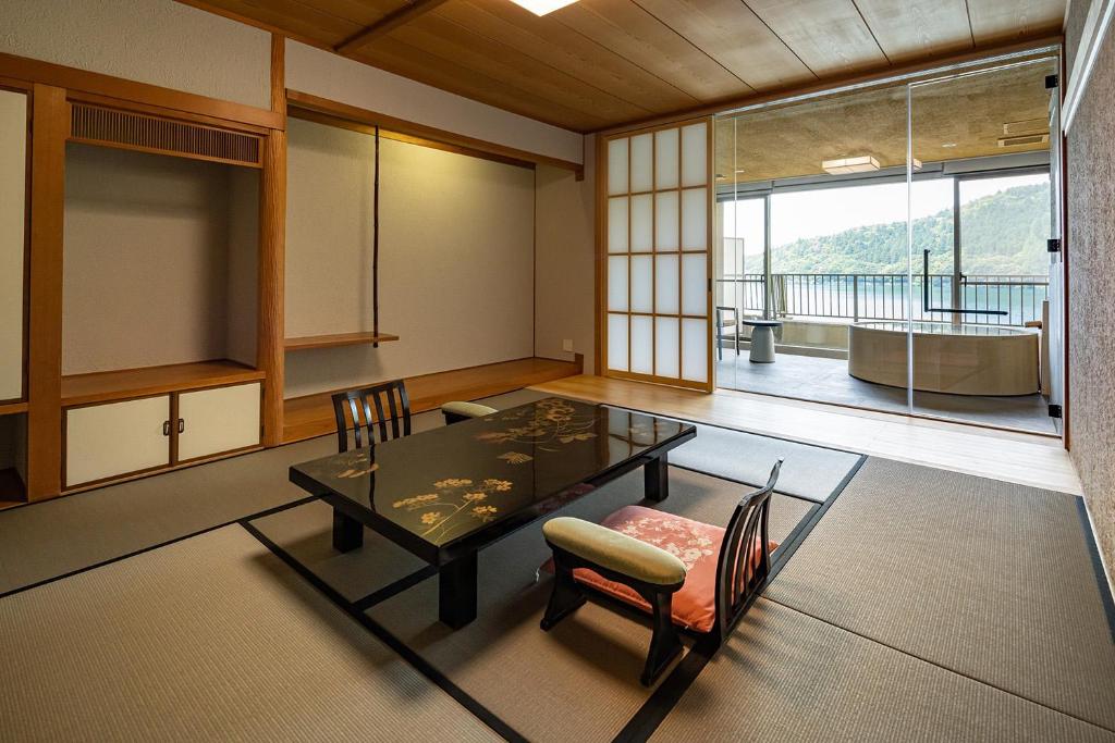 Azumaen Tatami Room Lakeside