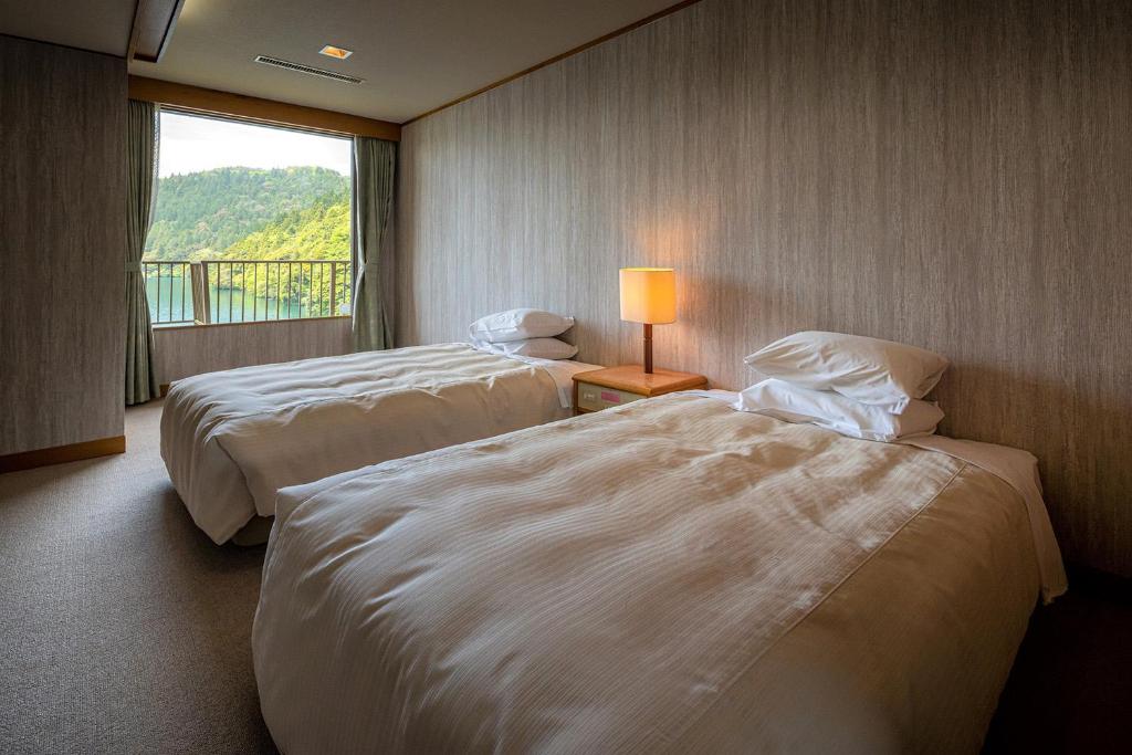 Azumaen Twin Bed Room