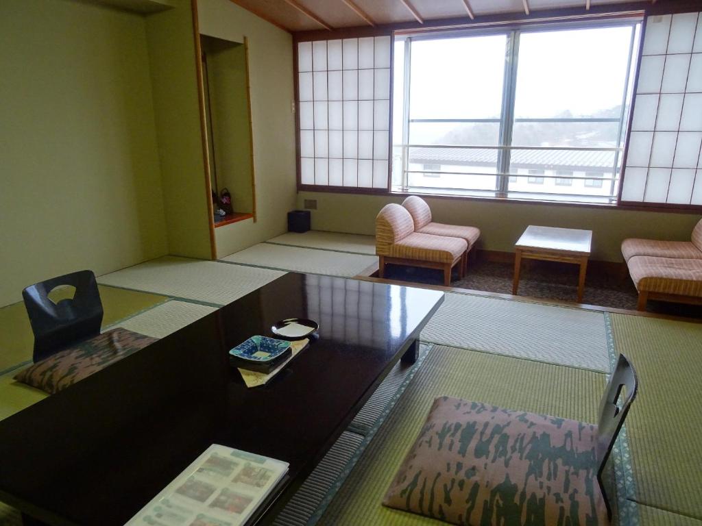 Azumakan Tatami Room Seating Area