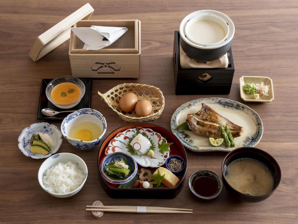 Beniya Japanese Breakfast Set