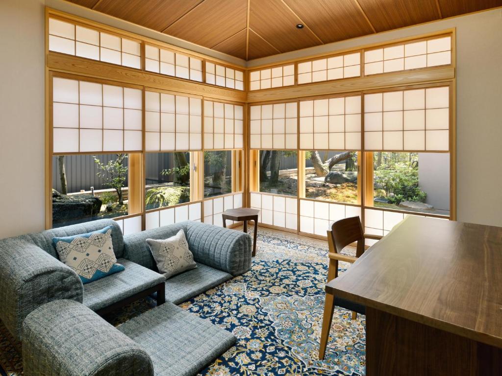 Beniya Modern Room Shoji