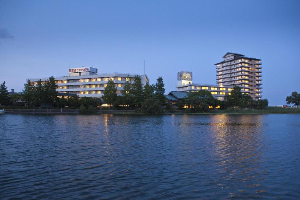 Biwako Grand Hotel Exterior Night