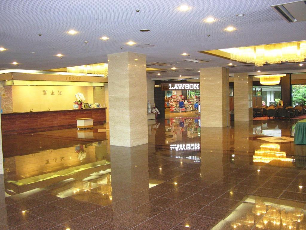 Biwako Grand Hotel Lobby Lawson