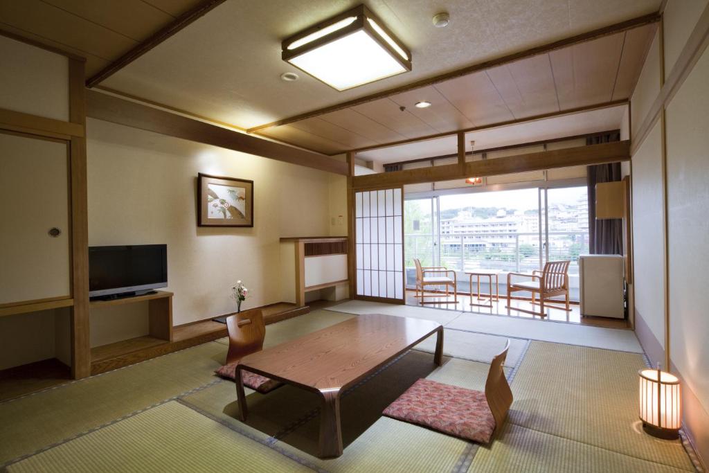 Biwako Grand Hotel Tatami Room