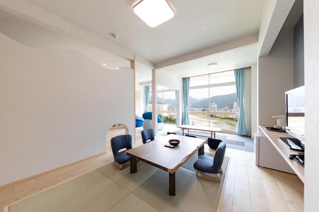 Bosenkan Modern Room Tatami