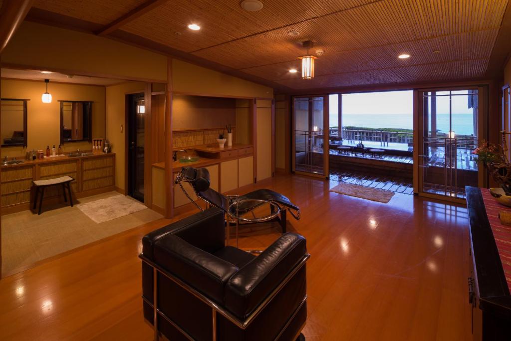 Bousui Ryokan Shizuoka Hotel Room Seaview