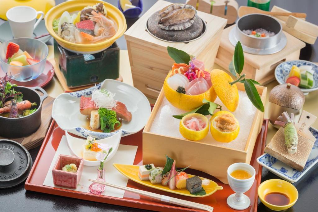 Bousui Ryokan Shizuoka Kaiseki Dishes