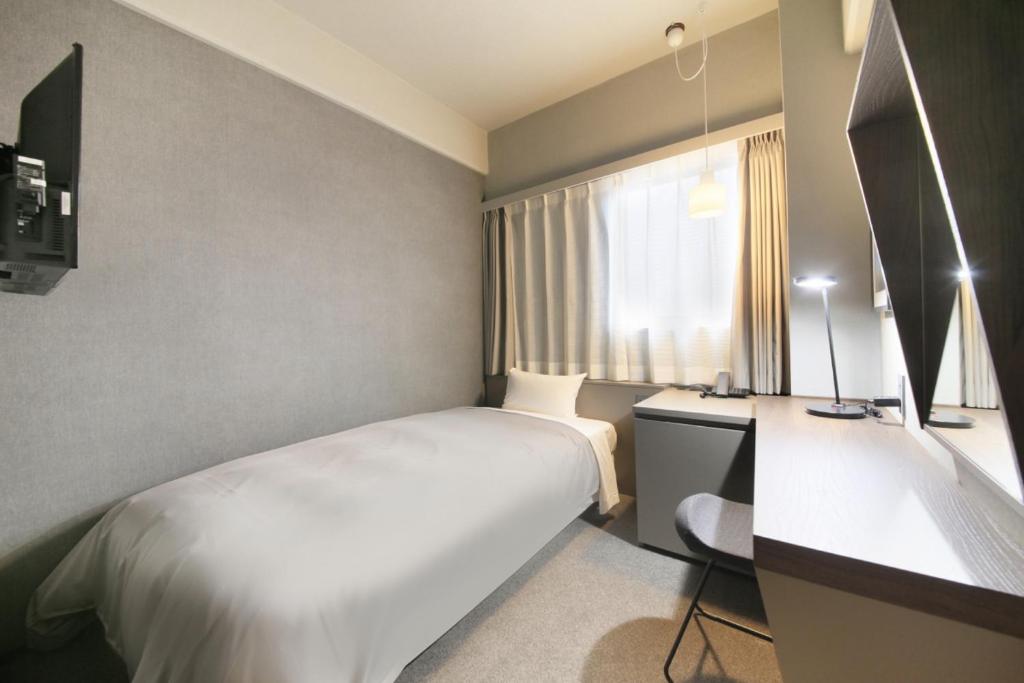 Center Hotel Tokyo Single Room