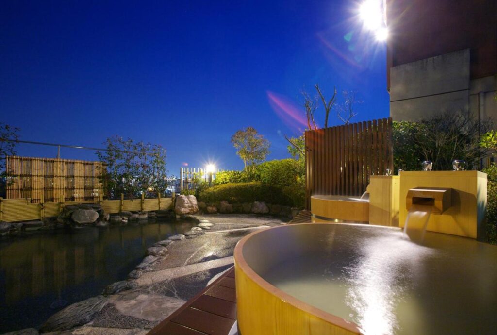 Chaharu Outdoor Onsen