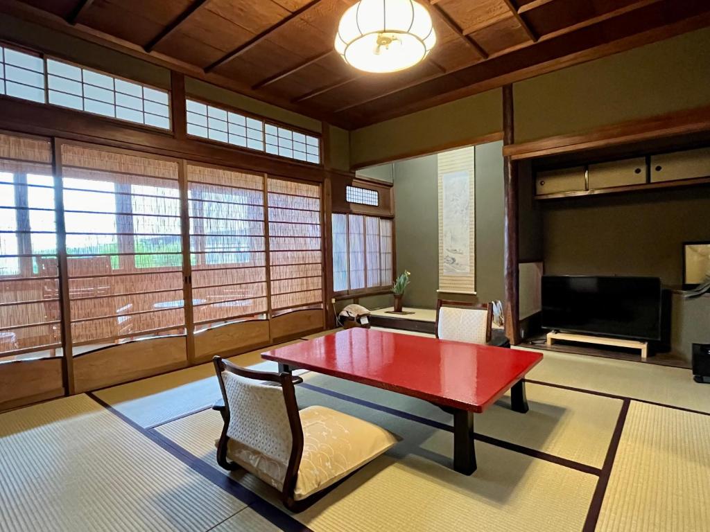 Charoku Annex Tatami Room