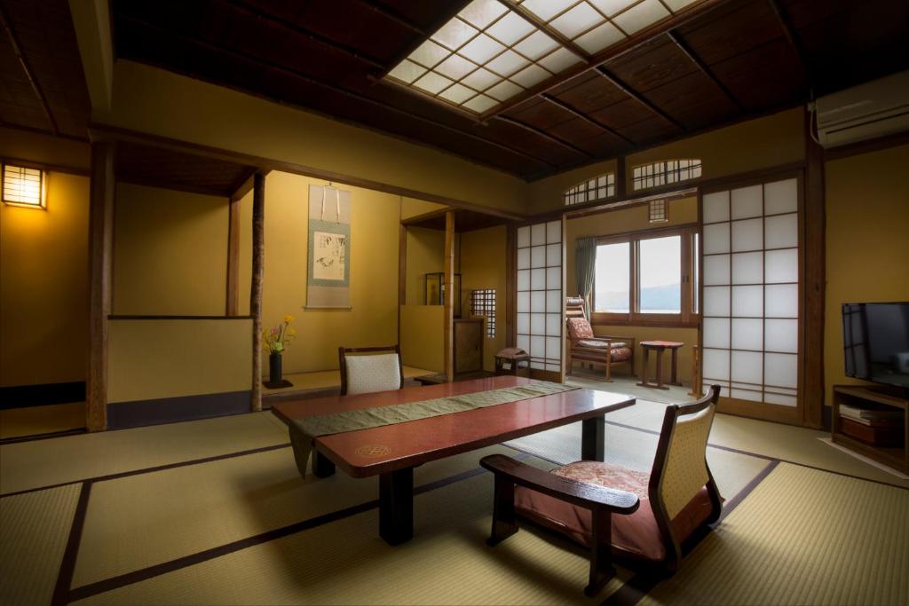 Charoku Annex Traditional Japanese Room