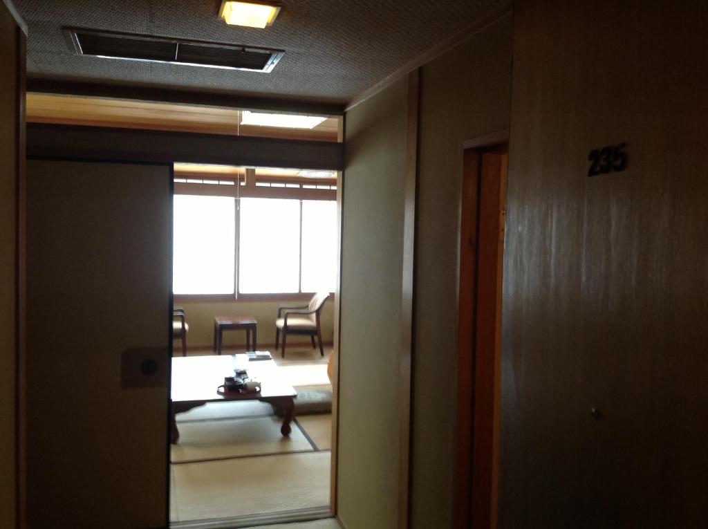 Chikurinin Gumpoen Tatami Room
