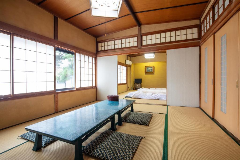 Daibutsu Ryokan Tatami Room Futon