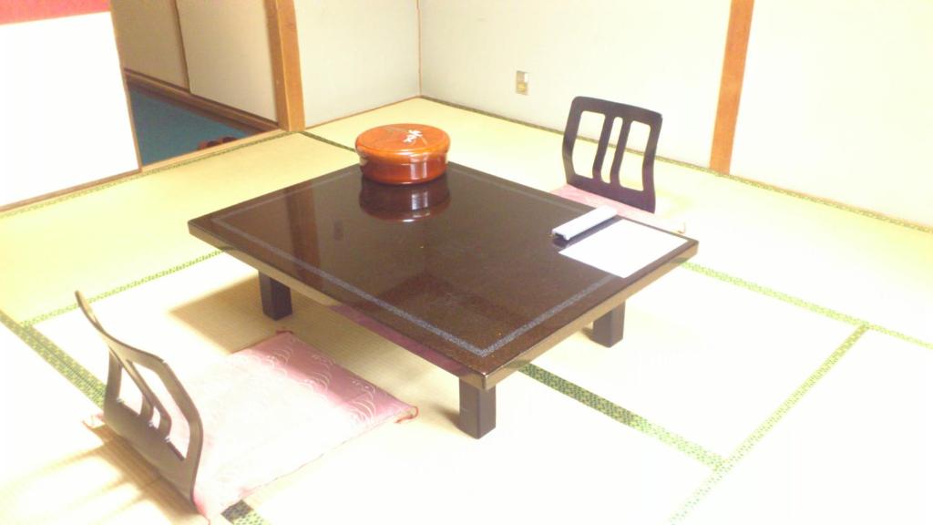 Daibutsukan Tatami Room Table Chairs