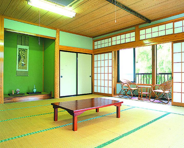 Daishinbo Tatami Room Shoji Windows