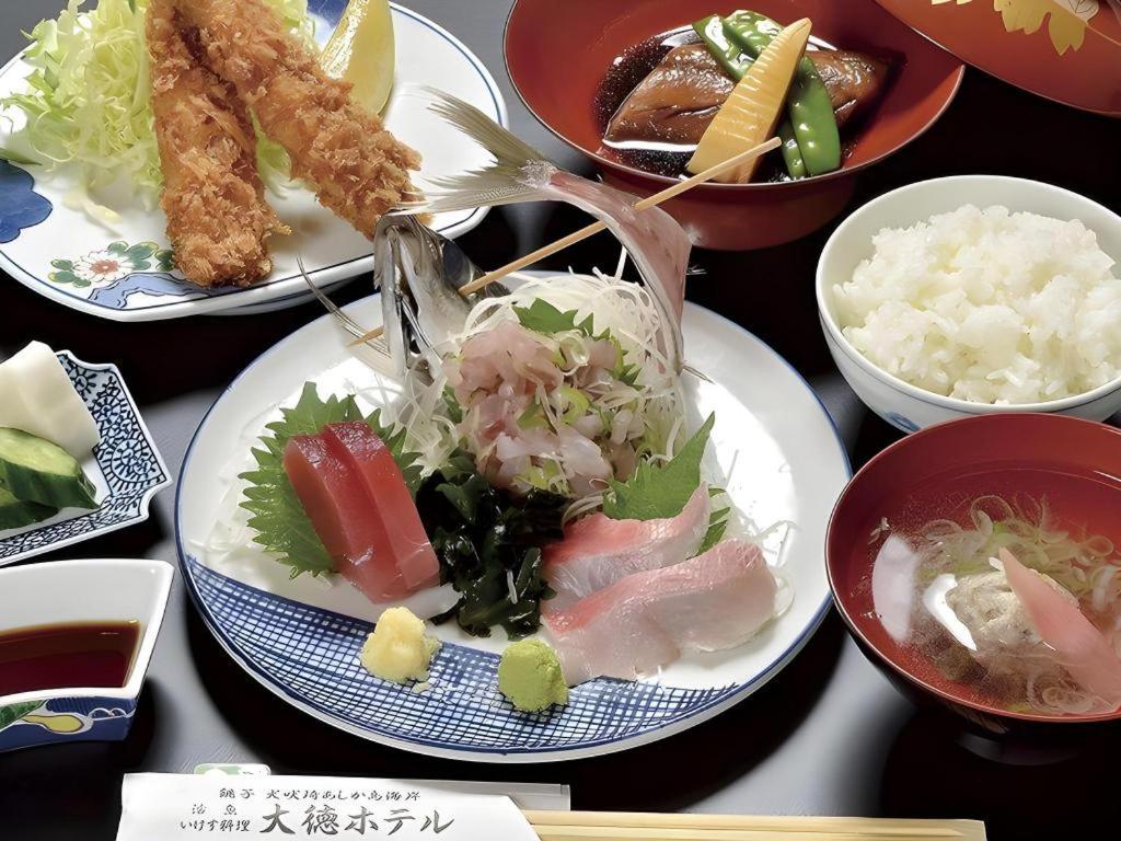 Daitoku Hotel Traditional Japanese Meal