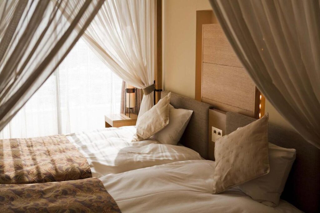 Dogo Prince Hotel Bedroom Canopy