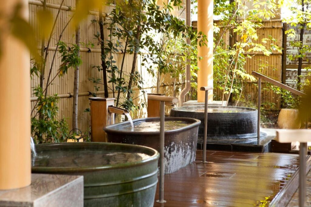 Dogo Prince Hotel Outdoor Onsen