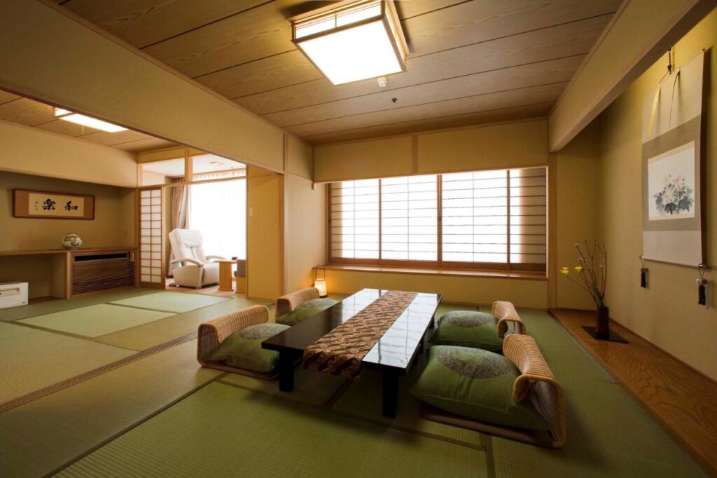 Dogo Prince Hotel Tatami Room Tea Table