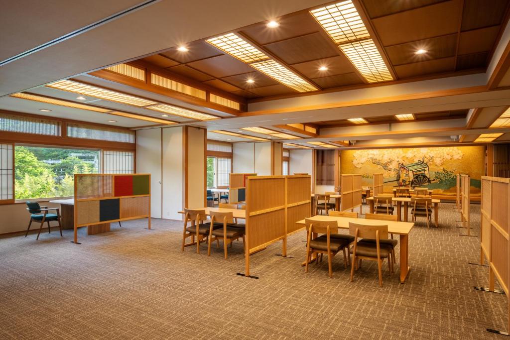 Eirakukan Dining Area