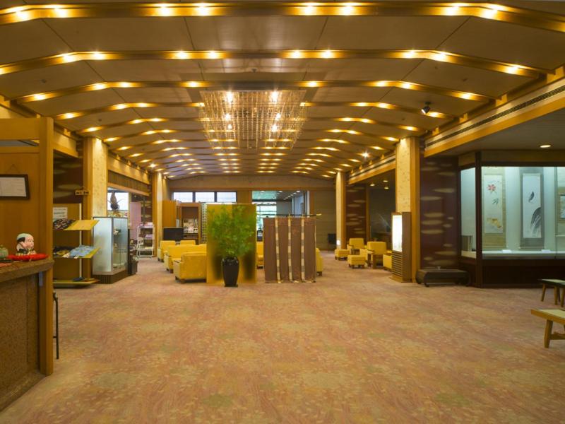 Enraku Lobby Interior