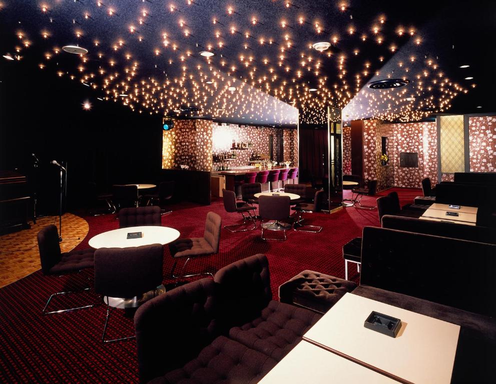 Entaijiso Lounge Dining Area