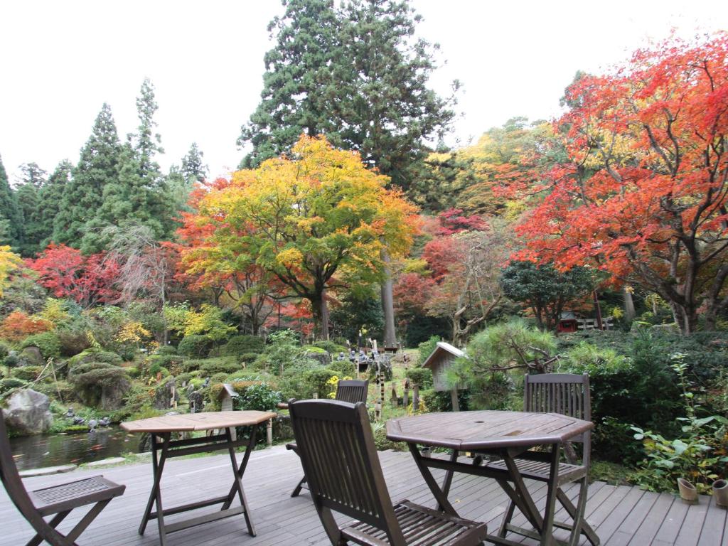 Fuga No Yado Chouseikan Autumn Garden