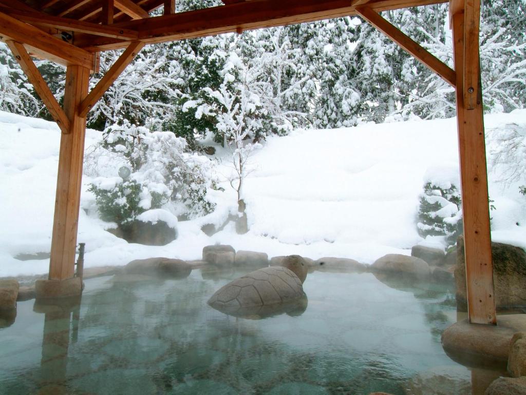 Fuga No Yado Chouseikan Outdoor Onsen Winter