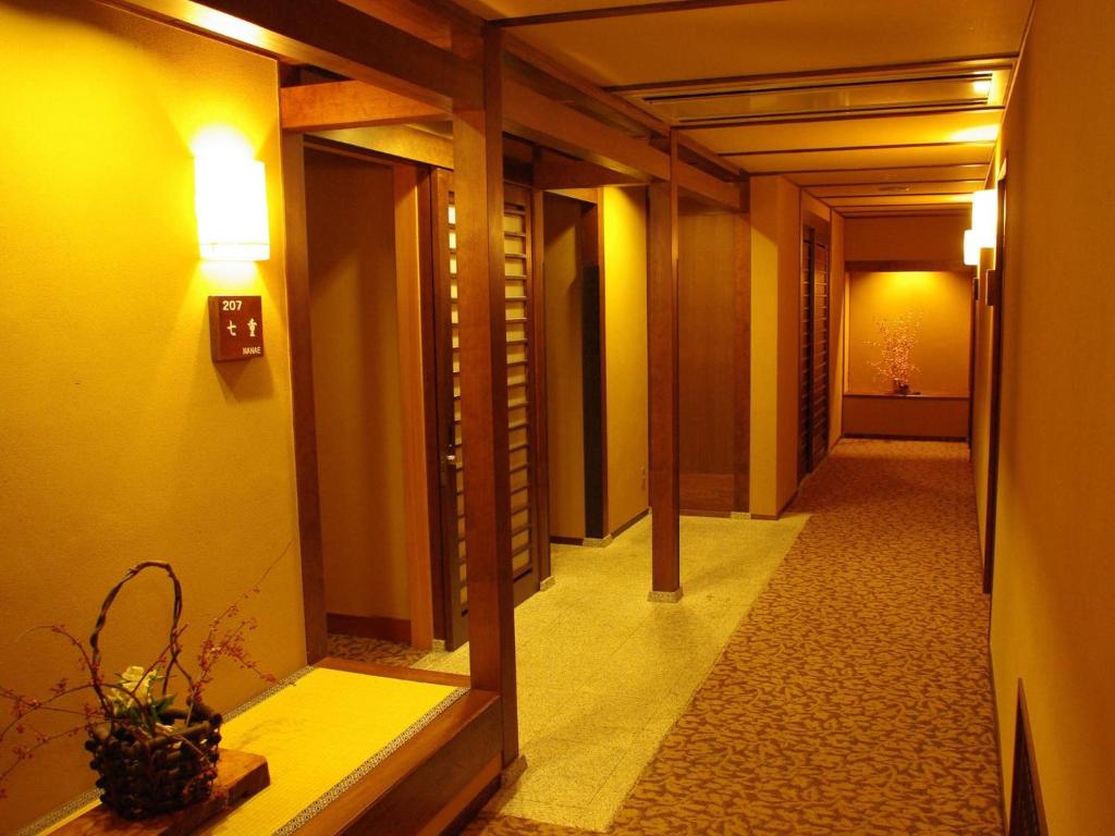 Fugaku Onsen Ryokan Hallway