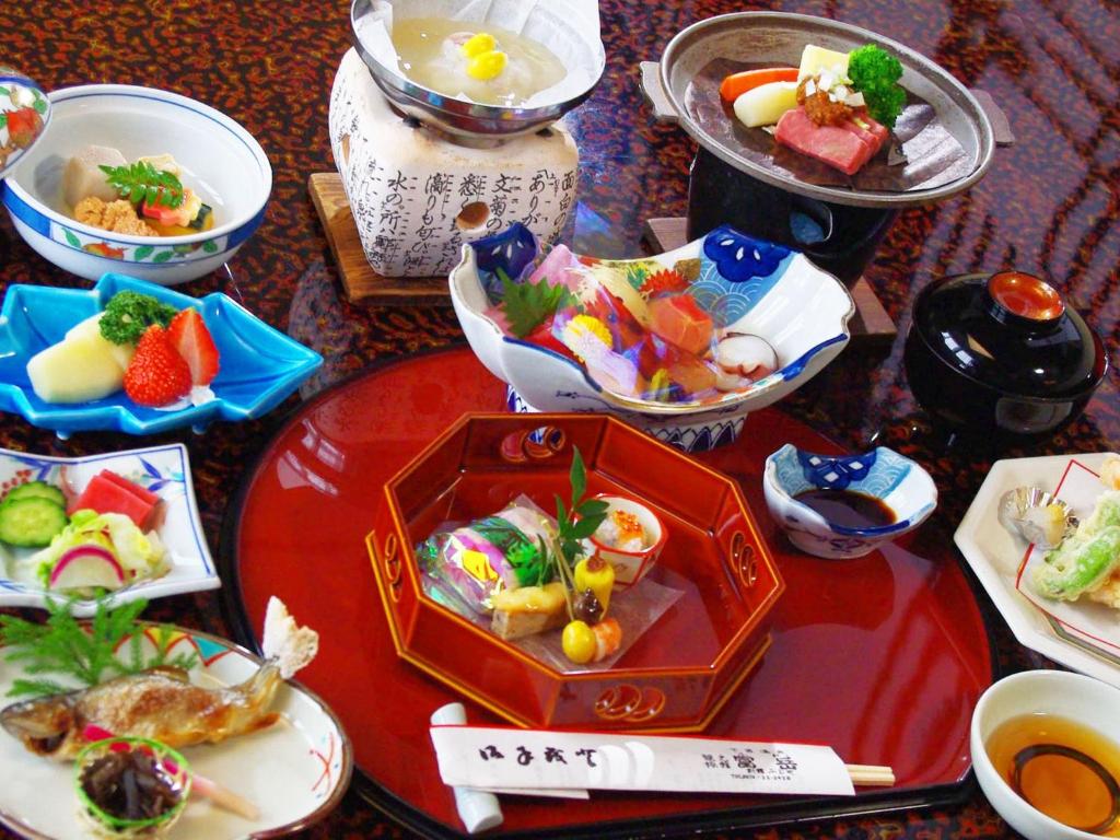 Fugaku Onsen Ryokan Kaiseki Meal