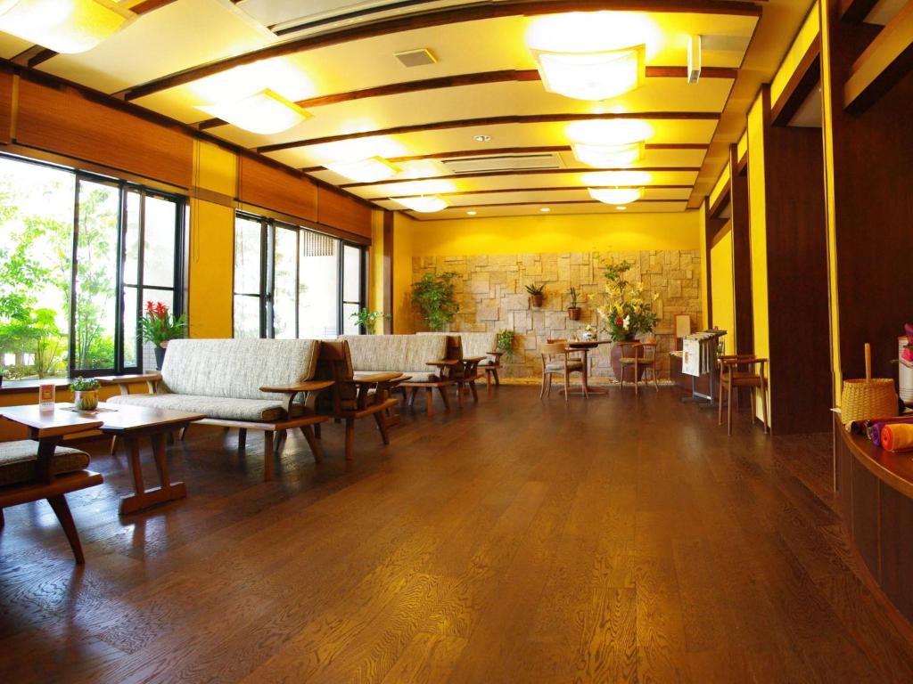Fugaku Onsen Ryokan Lounge Area