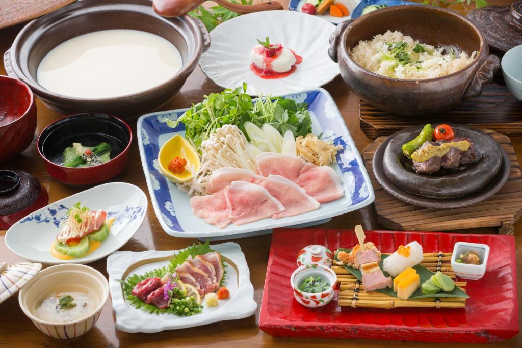 Fujiya Ryokan Kaiseki Meal