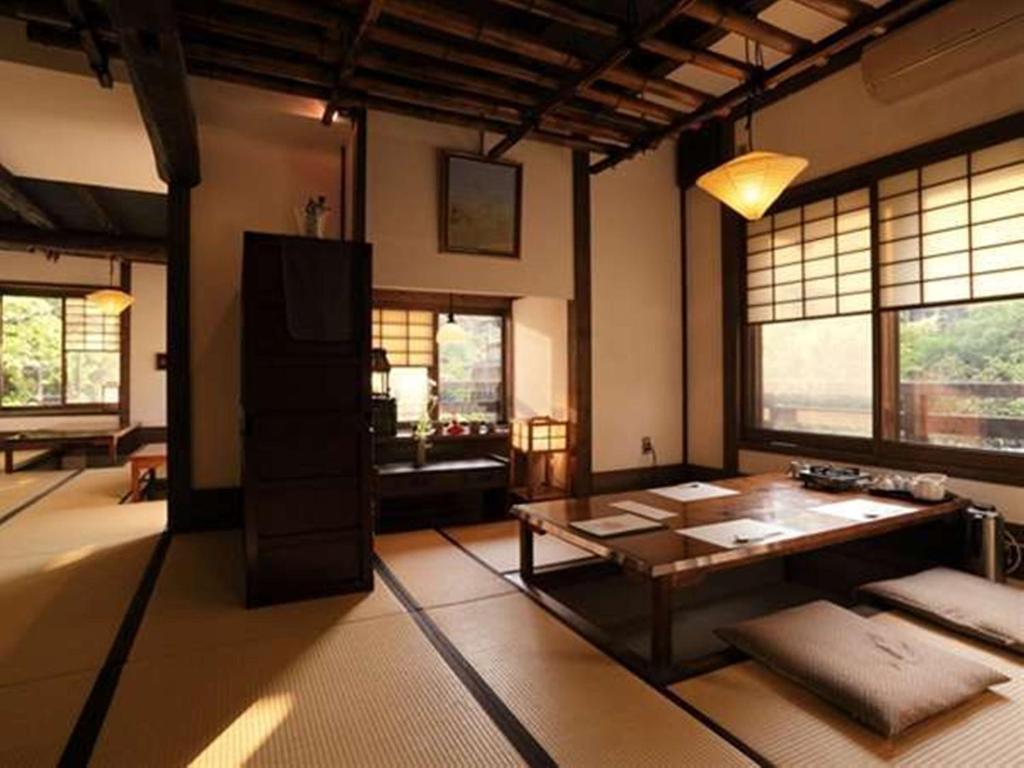 Fujiya Traditional Tatami Room
