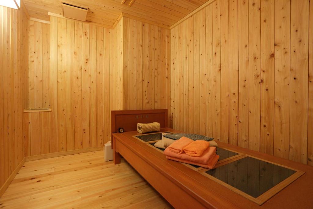 Fujiya Wooden Sauna Room