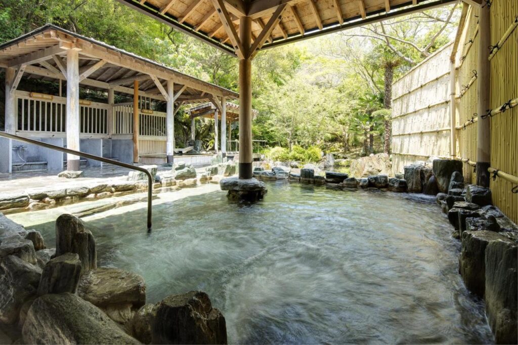 Fushio Kaku Onsen Outdoor Hot Spring