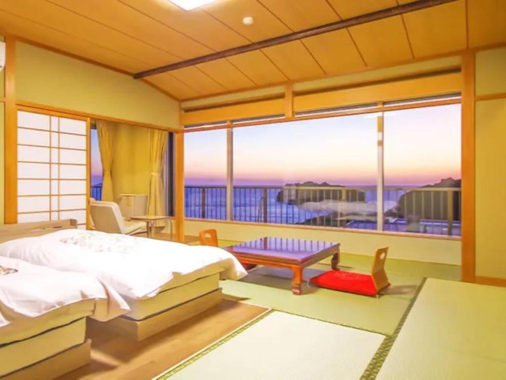 Futagojimaso Kishu Onsen Hot Spring Saikanoyu Hot Bath Room Ocean View